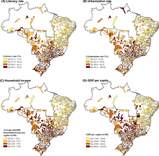 Mapping the average socioeconomic characteristics during 2000–2015 in 1,814 Brazilian cities.